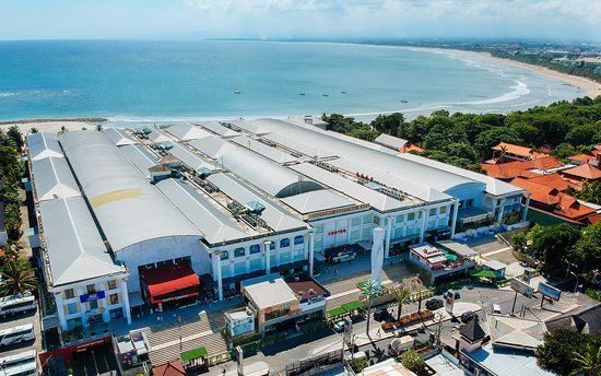 Discovery köpcentrum